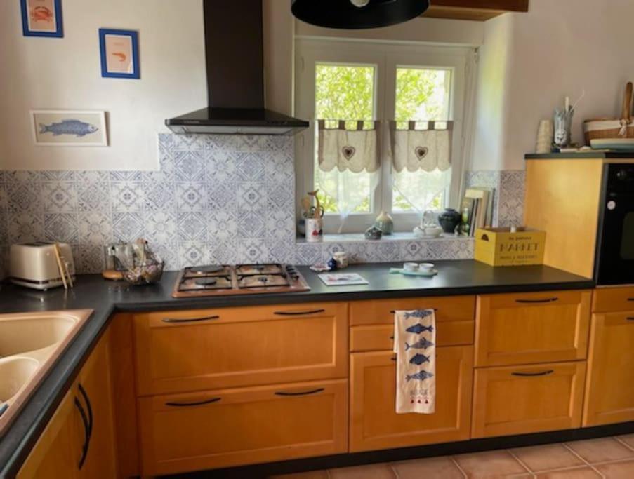 Cottage Entre Mer Et Campagne Pont-Scorff Екстериор снимка